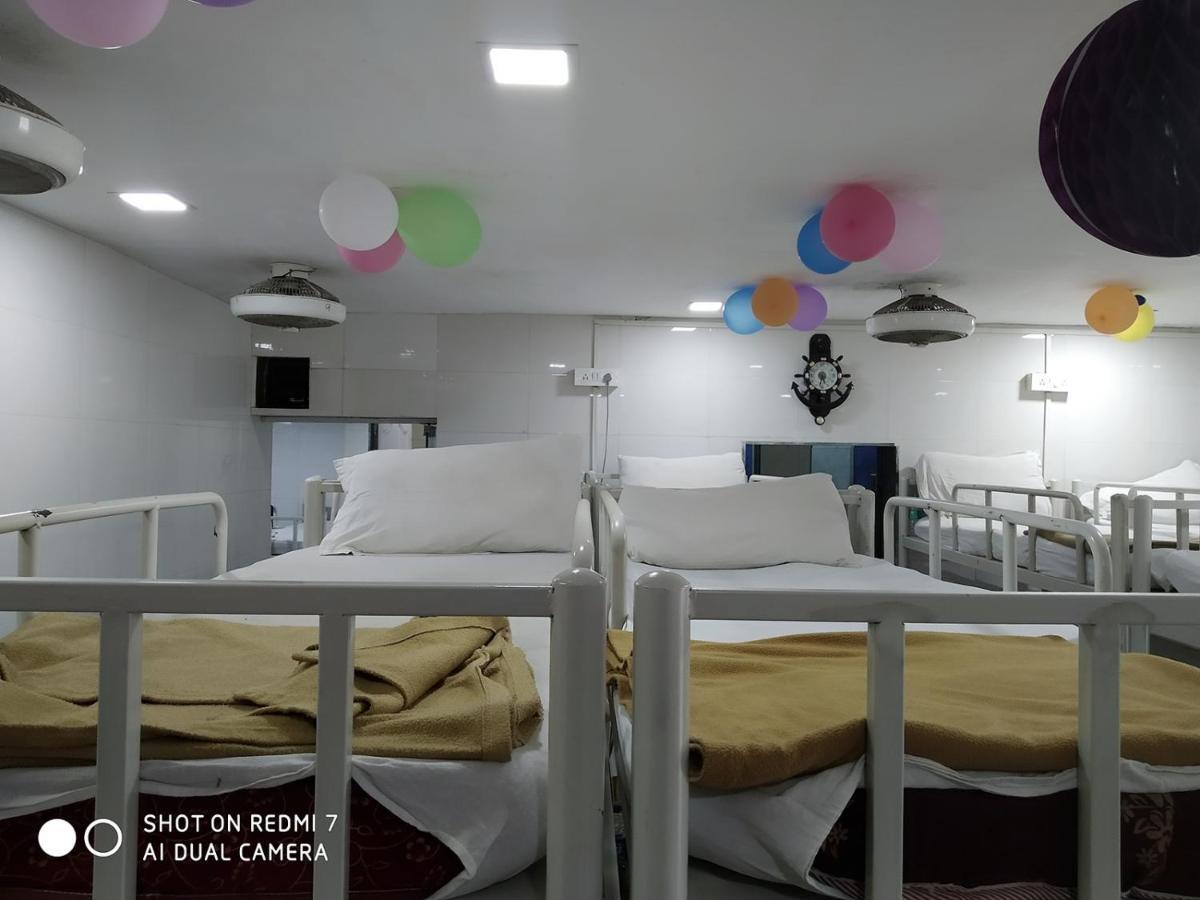 Star Dormitory Βομβάη Εξωτερικό φωτογραφία