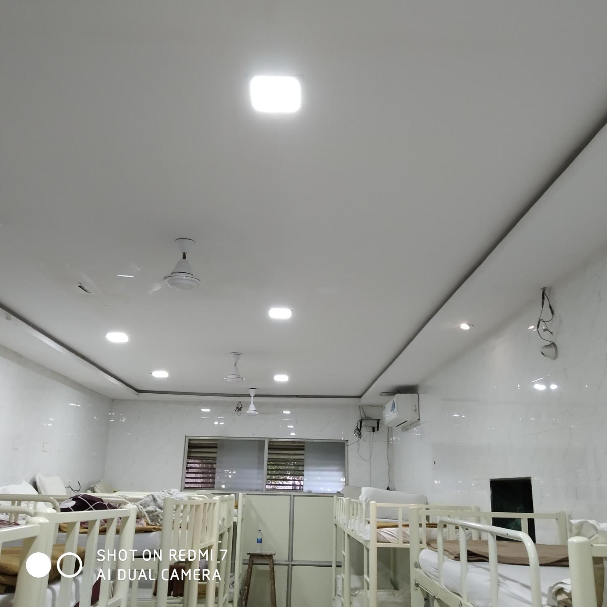 Star Dormitory Βομβάη Εξωτερικό φωτογραφία